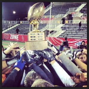 Trophy hoist