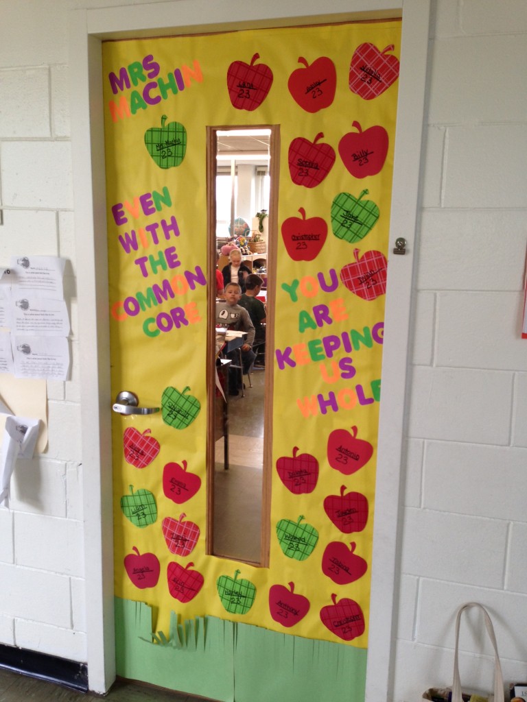 Gatelot teachers walk into decorated building Sachem Report